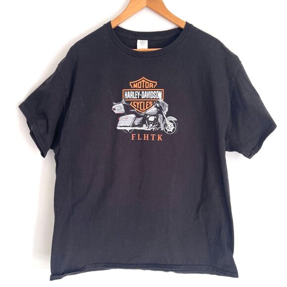 Harley Davidson T Shirt Motorcycles FLHTK Touring Bike 2012 Black Mens Size XL - Picture 1 of 4